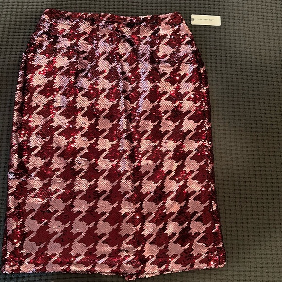 Anthropologie Dresses & Skirts - NWT Anthro Houndstooth Sequin Pencil Skirt Size 8